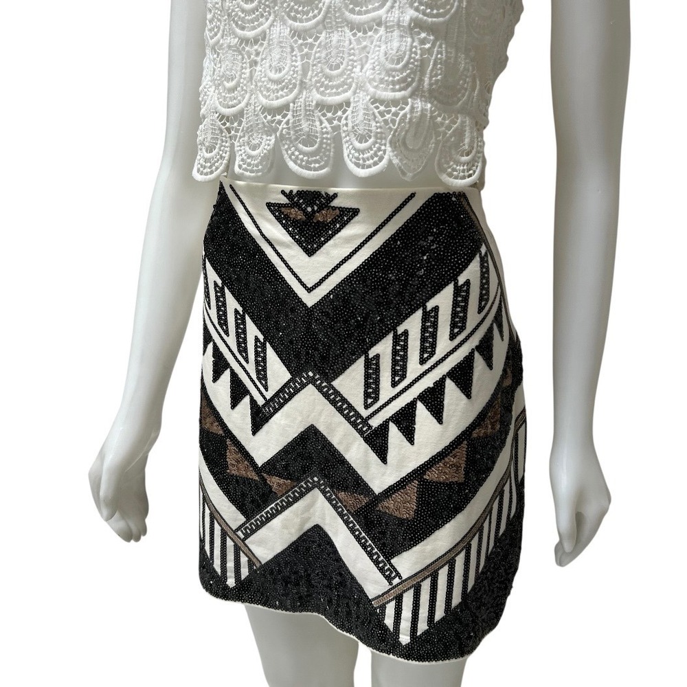 Express Sequin Mini Skirt Black White Aztec Tribal Print Art Deco Size Large - Picture 11 of 16